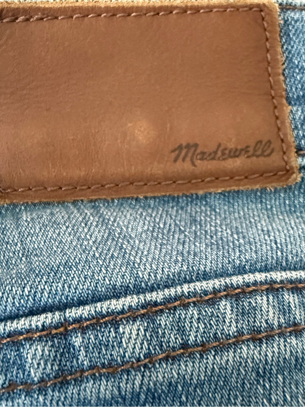 Madewell Style J6523 9” Mid-rise Skinny Jeans in Frankie Wash Torn-Knee Edition - Picture 11 of 11